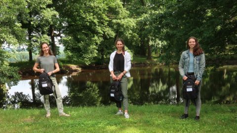 Die Umweltpraktikantinnen 2021 (v.l.) Emily Mc Cracken, Alicia Riepe und Viktoria Maurer