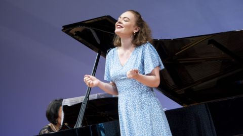 Konzerte im Schlosstheater Rheinsberg - Sopranistin Antonia Schuchardt
