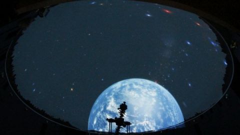 Im Planetarium den Kosmos erleben